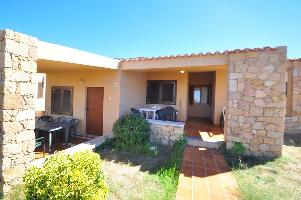 Residence Le Baiette Costa Paradiso Exterior photo